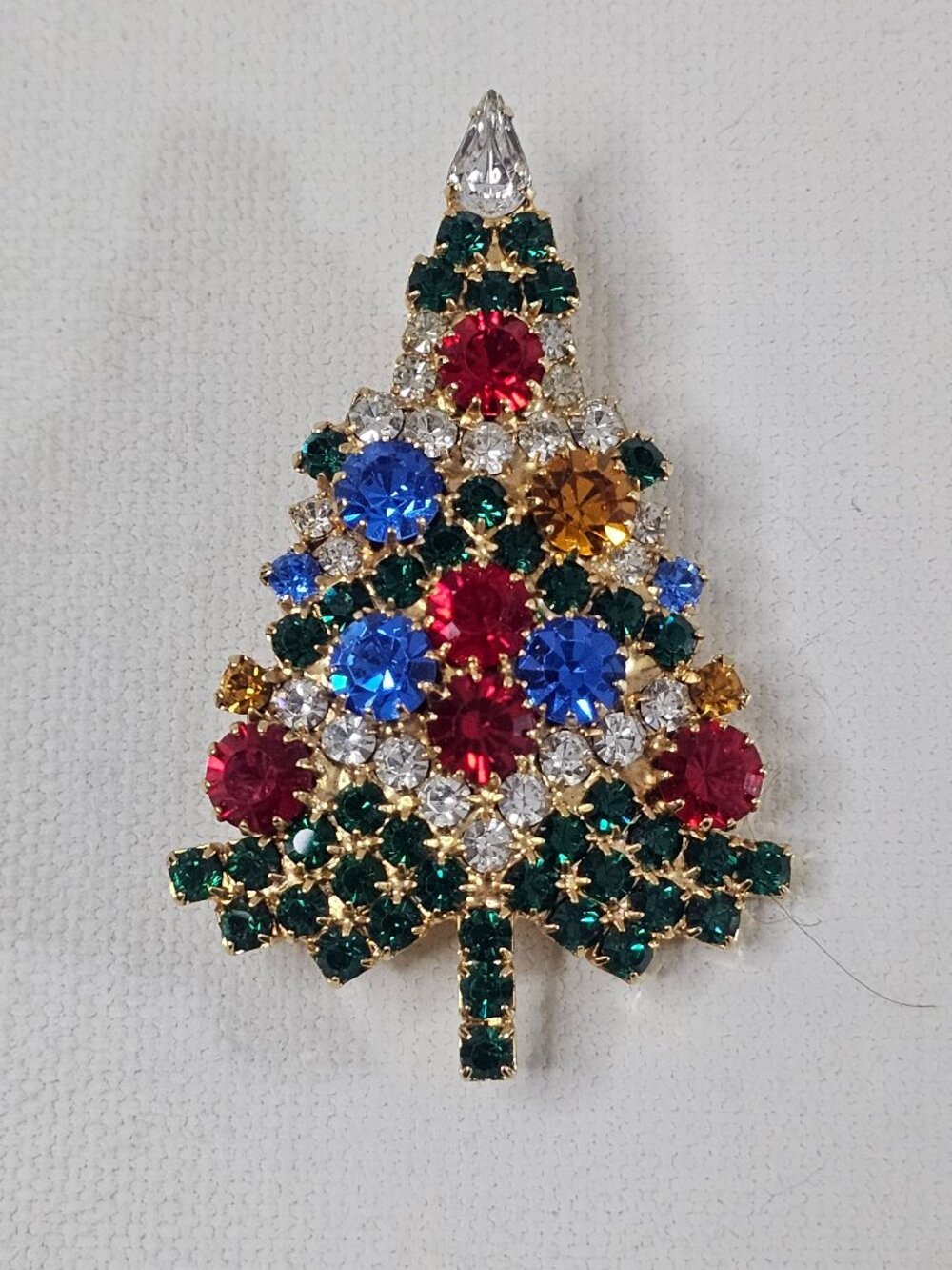 Gold Tone Christmas Tree Brooch Multicolored Rhinestone Green Red Clear Blue Pin